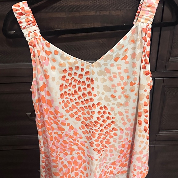 Cabi Rotation Tank - Picture 3 of 4